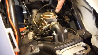 50cc scooter carburetor install [upl. by Kym]