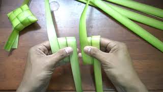 TUTORIAL ANYAM KETUPAT PALING MUDAH KETUPAT SATE [upl. by Adrian]