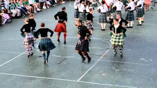 How to Scottish Dance  quotBroadswordsquot Dance [upl. by Assille]